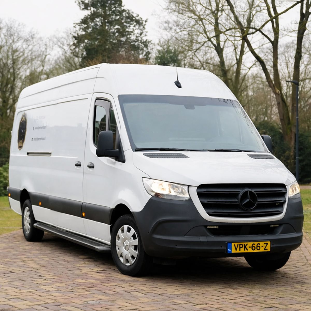Mercedes-Benz Sprinter open achter