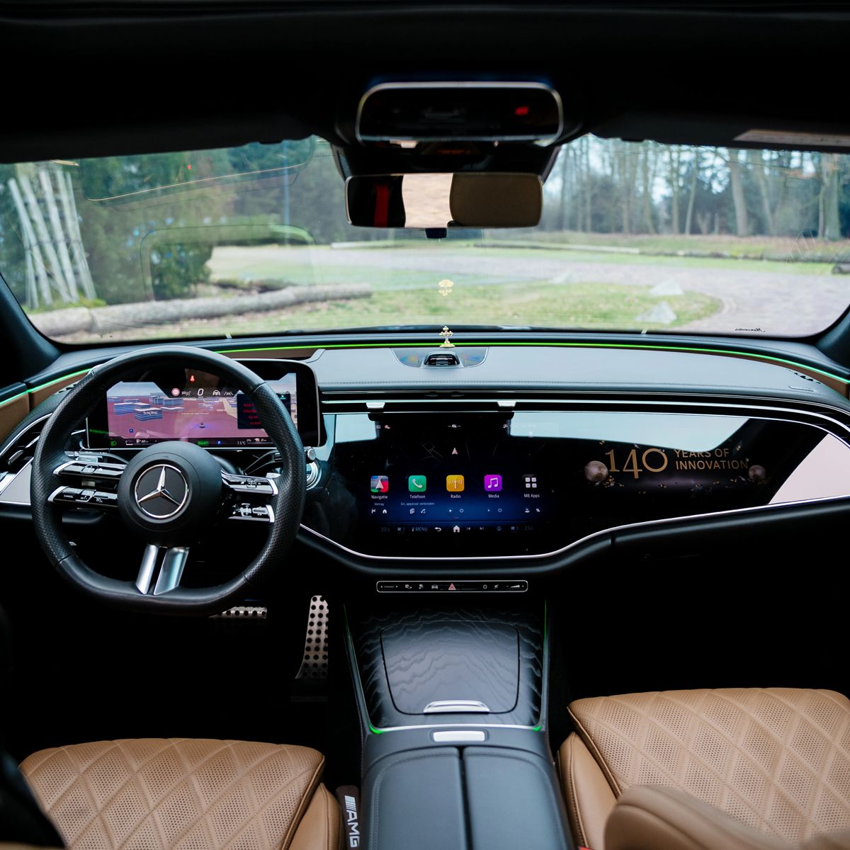 Luxe auto met chauffeur