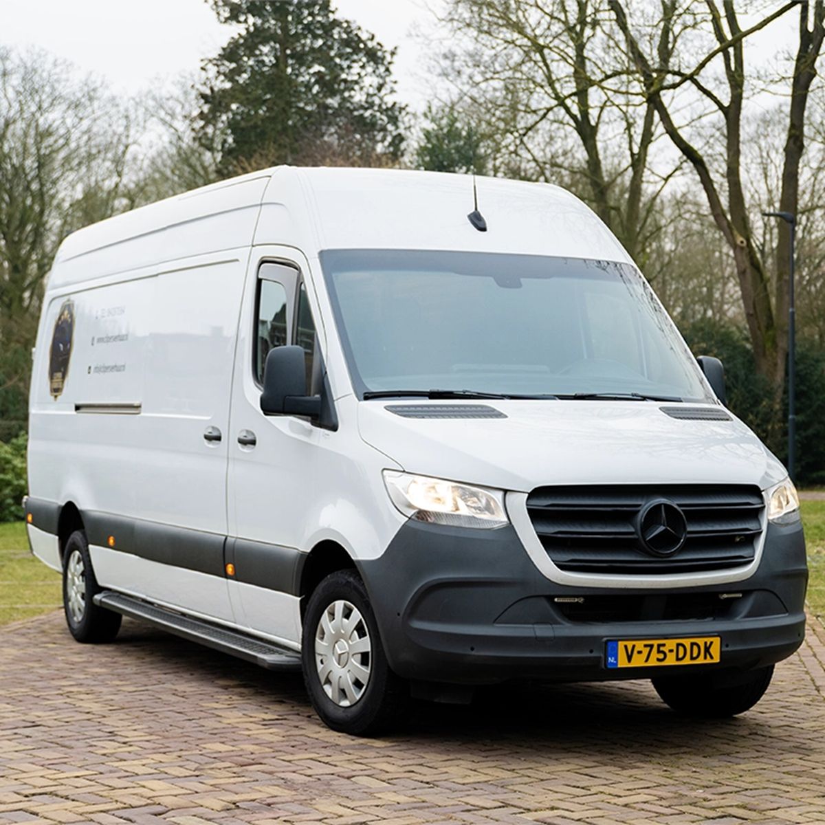 Mercedes Sprinter H2L3 automaat huren – extra lang Mercedes Sprinter H2L3 automaat huren – extra lang