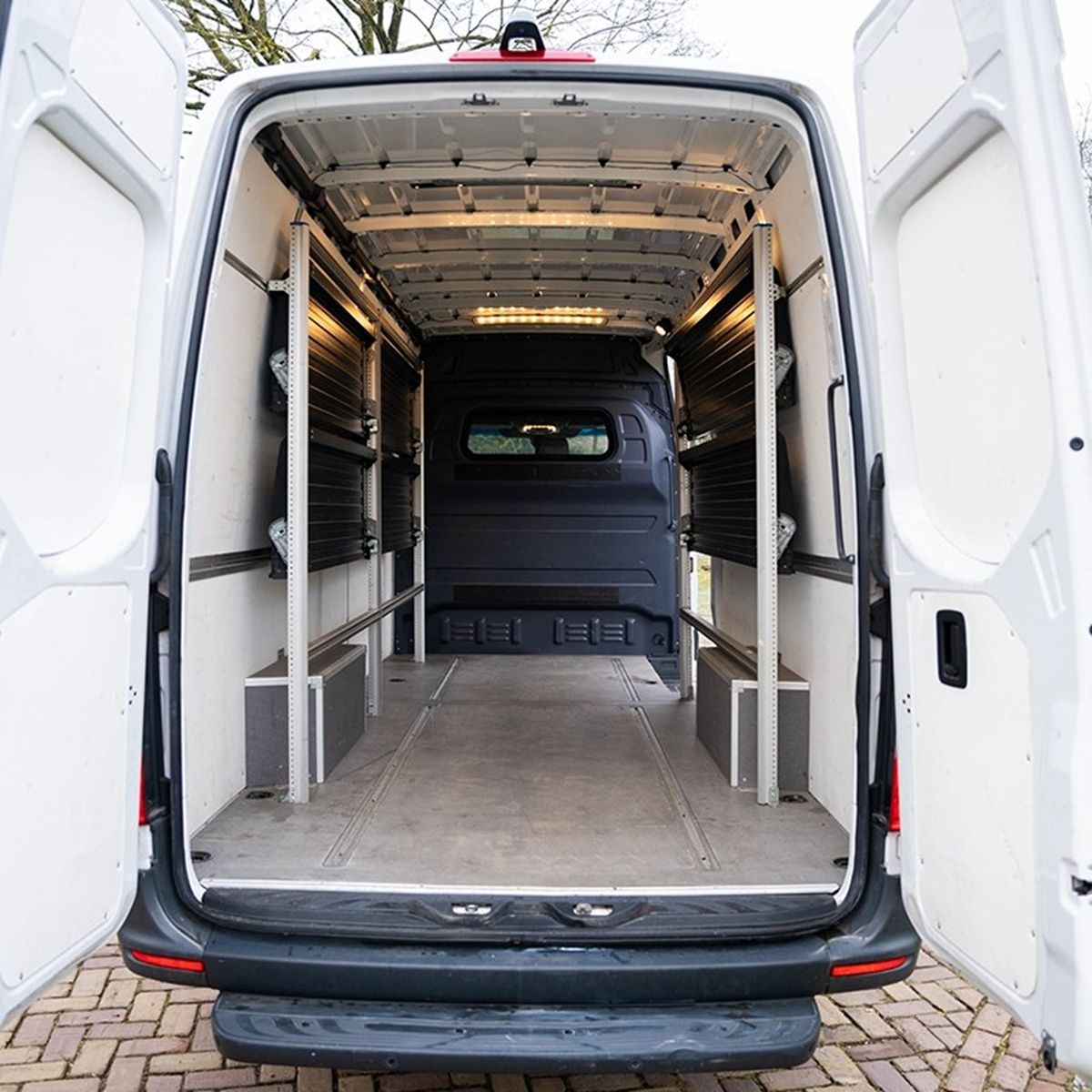 Mercedes-Benz Sprinter front