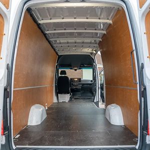 Mercedes-Benz Sprinter open achter